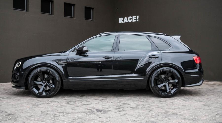  Bentley Bentayga by RACE! 2018 года  (фото 14 из 14)